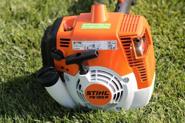 Decespugliatore Stihl FS 120 R